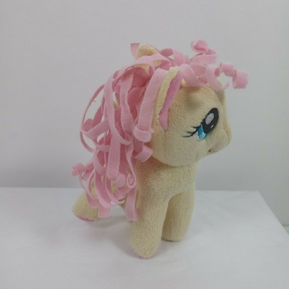 My Little Pony Friendship!! Fluttershy - Picture 3 of 15